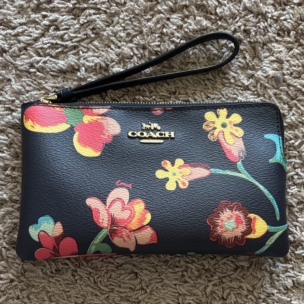 Coach Large Corner Zip Wristlet